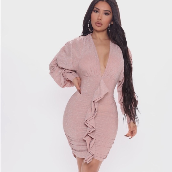 Fashion Nova Dresses & Skirts - NWT Fashion Nova Camera Ready Metallic Mini Dress Small